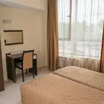 Noris Hotel 3*
