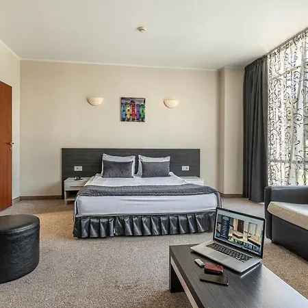 Noris Hotel