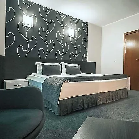 Hotel Noris 3*
