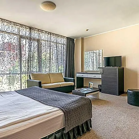 Hotel Noris